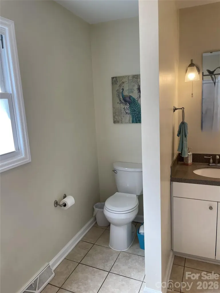 1748 Old West Lane Gastonia NC 28052