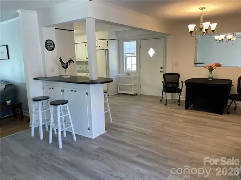 1748 Old West Lane Gastonia NC 28052