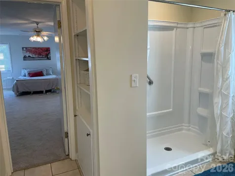 1748 Old West Lane Gastonia NC 28052