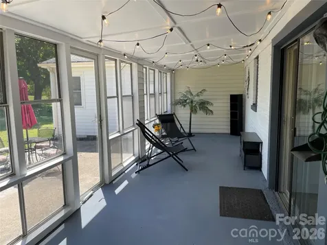 1748 Old West Lane Gastonia NC 28052