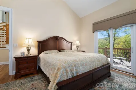 1033 Presidential Drive Waynesville NC 28786