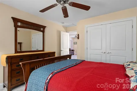 1033 Presidential Drive Waynesville NC 28786