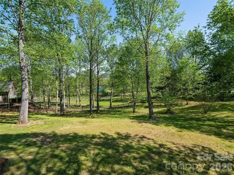 37 Crimson Lane Hendersonville NC 28792