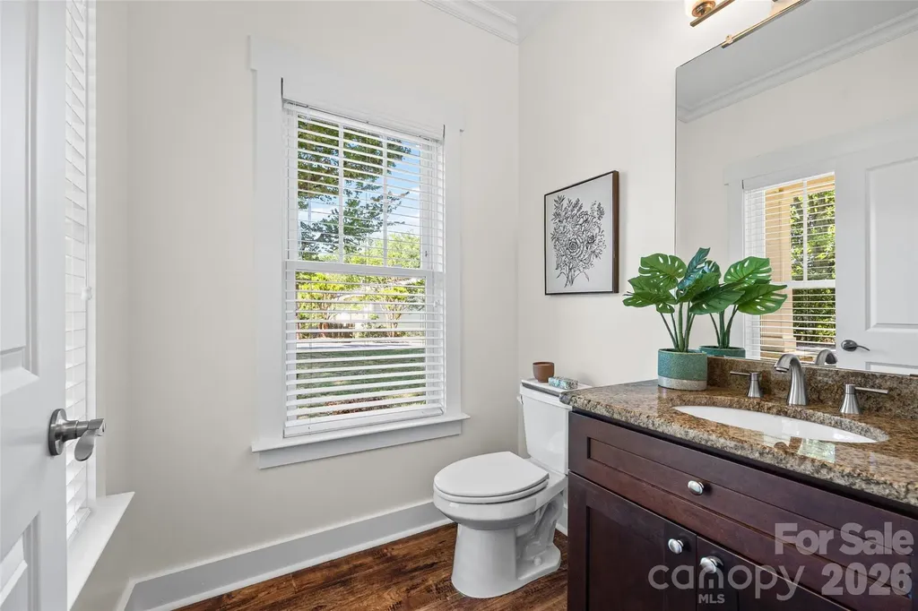 2562 Roseview Lane Charlotte NC 28205