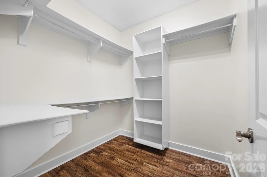 2562 Roseview Lane Charlotte NC 28205