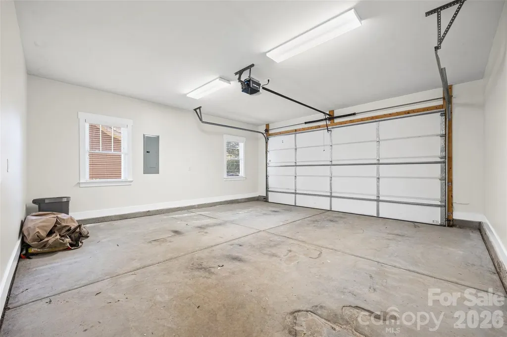 2562 Roseview Lane Charlotte NC 28205