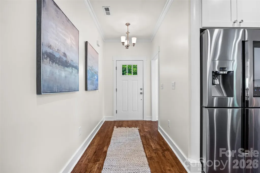 2562 Roseview Lane Charlotte NC 28205