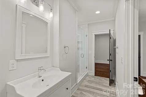 4316 Tangle Drive Charlotte NC 28211
