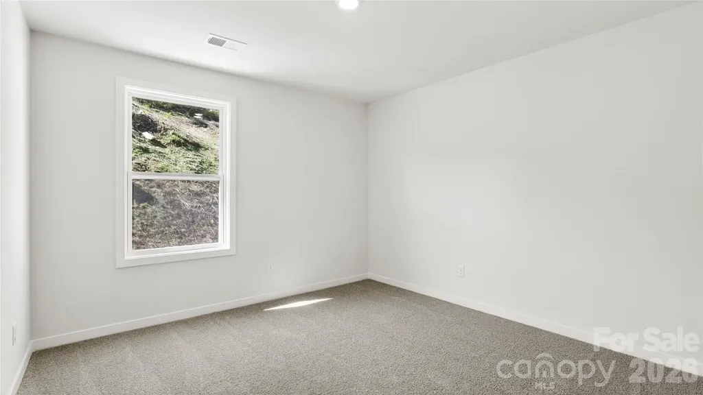 128 Sugg Trail Weaverville NC 28787