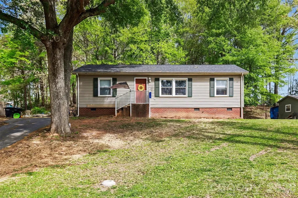 114 State Street Lincolnton NC 28092