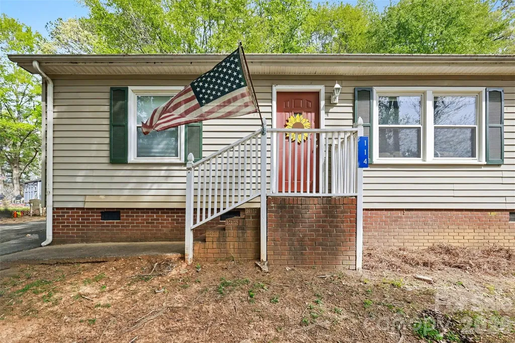 114 State Street Lincolnton NC 28092