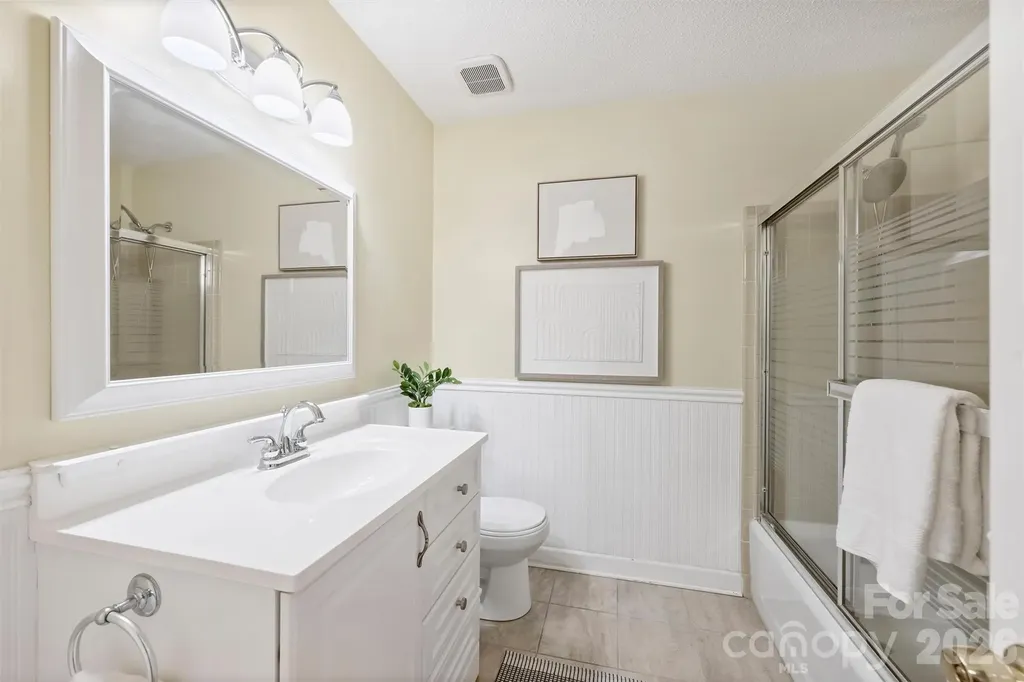 4013 Bridgewood Lane Charlotte NC 28226