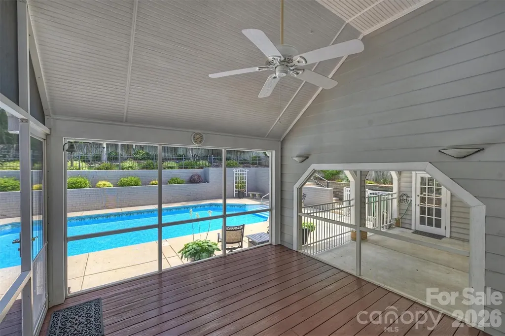 4013 Bridgewood Lane Charlotte NC 28226