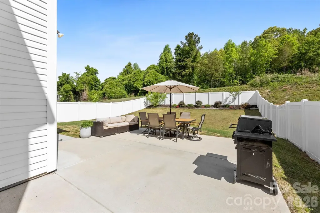 3152 Pinehills Way Mount Holly NC 28120