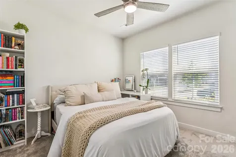 5042 Summer Surprise Lane Charlotte NC 28215