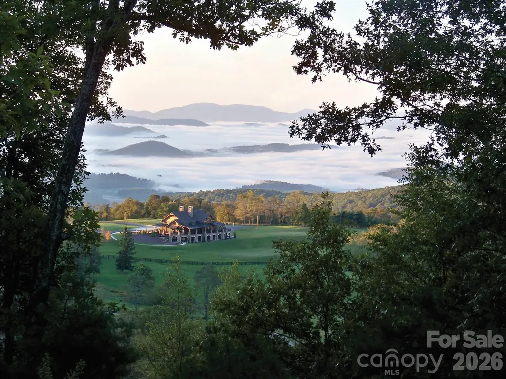 4642 Bearwallow Mountain Road Hendersonville NC 28792