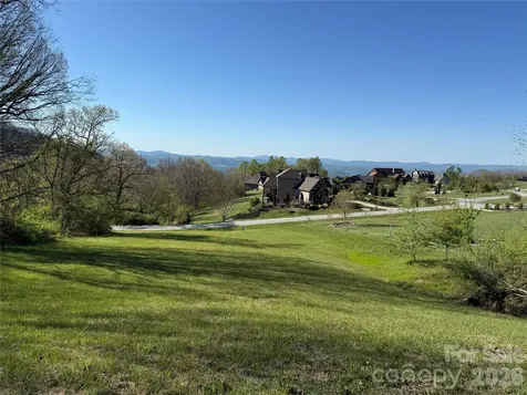 4642 Bearwallow Mountain Road Hendersonville NC 28792