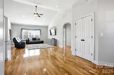 156 Greythorn Drive Statesville NC 28625
