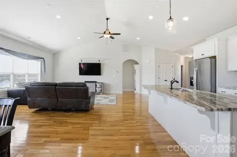 156 Greythorn Drive Statesville NC 28625