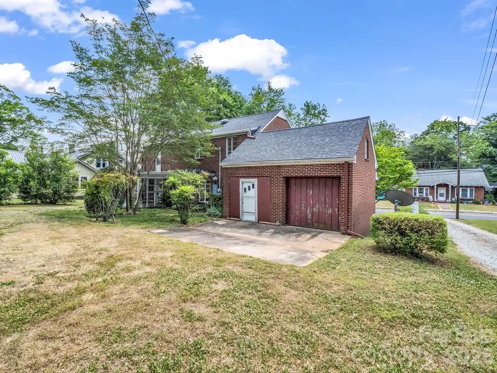 159 Arlington Street Forest City NC 28043