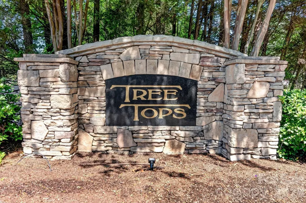 7835 Sand Trap Lane Stanley NC 28164