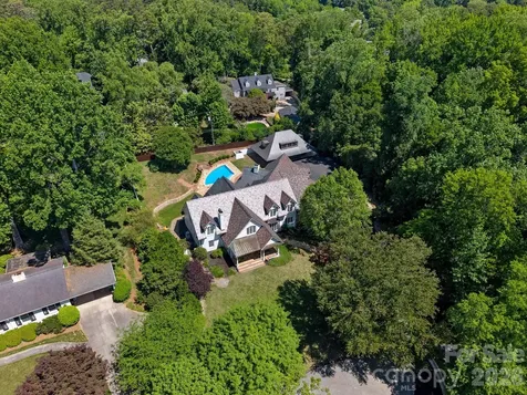 3135 Loma Lane Charlotte NC 28205