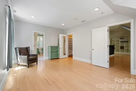 3135 Loma Lane Charlotte NC 28205