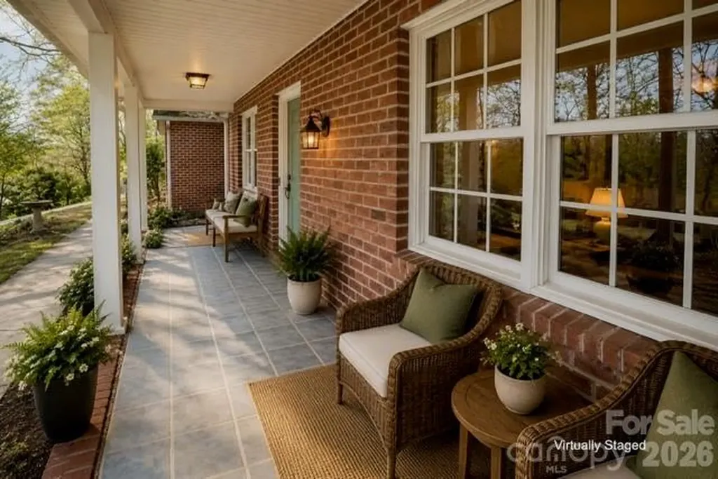 1421 Windsor Street NE Lenoir NC 28645