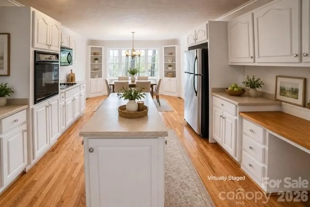 1421 Windsor Street NE Lenoir NC 28645