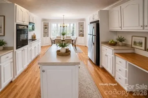 1421 Windsor Street NE Lenoir NC 28645