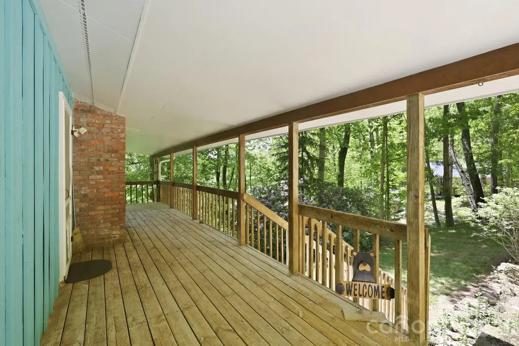 169 Sleepy Hollow Lane Canton NC 28716