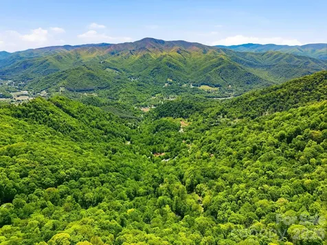 169 Sleepy Hollow Lane Canton NC 28716