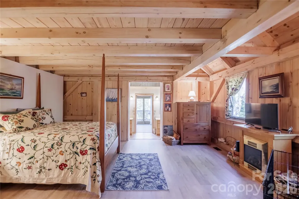 70 Aberdeen Lane Pisgah Forest NC 28768