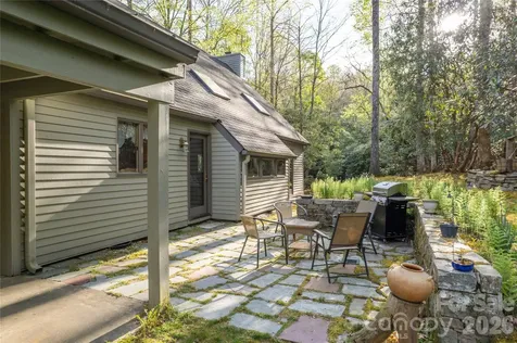 70 Aberdeen Lane Pisgah Forest NC 28768