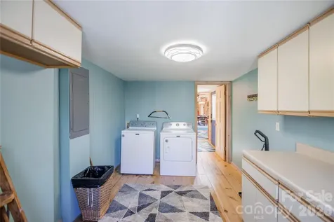 70 Aberdeen Lane Pisgah Forest NC 28768