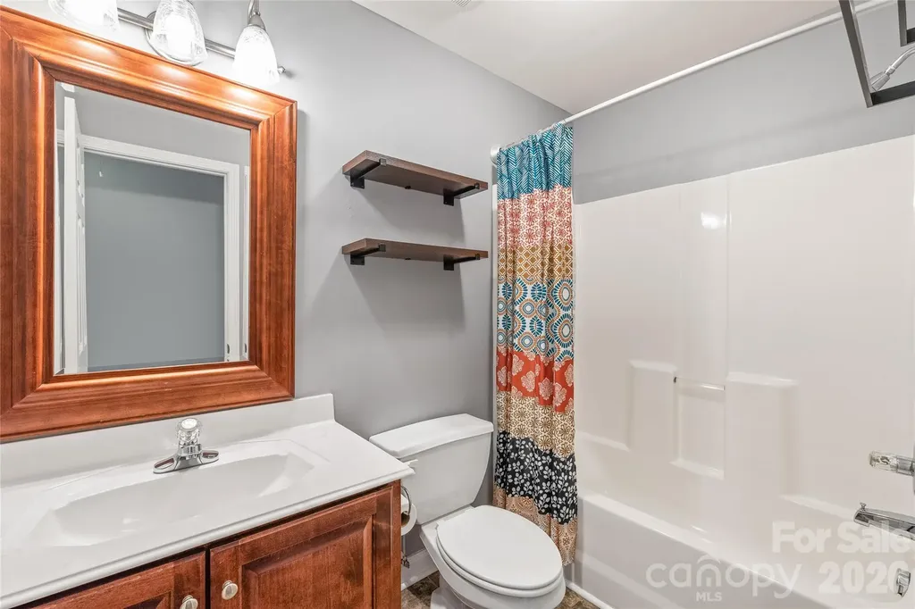 1006 Strawberry Lane Gastonia NC 28054