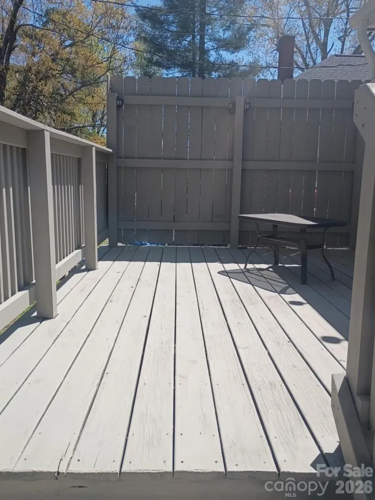 707 Oakshade Avenue Kannapolis NC 28083