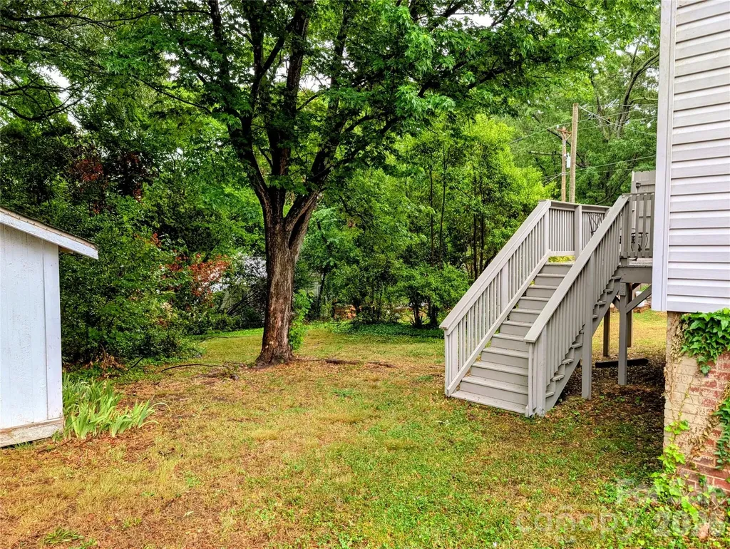 707 Oakshade Avenue Kannapolis NC 28083