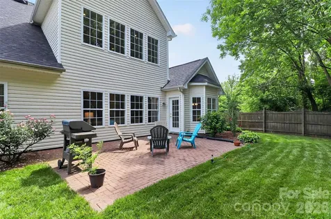 10713 Huntington Meadow Lane Charlotte NC 28273