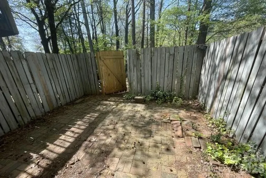 7352 Pebblestone Drive Charlotte NC 28212