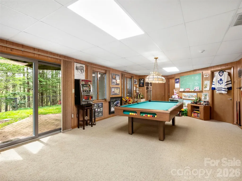 37 Hamilton Drive Hendersonville NC 28739