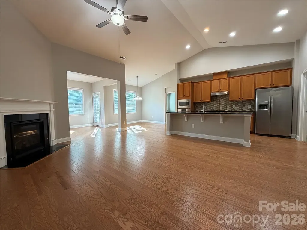 10313 Woodview Circle Charlotte NC 28277