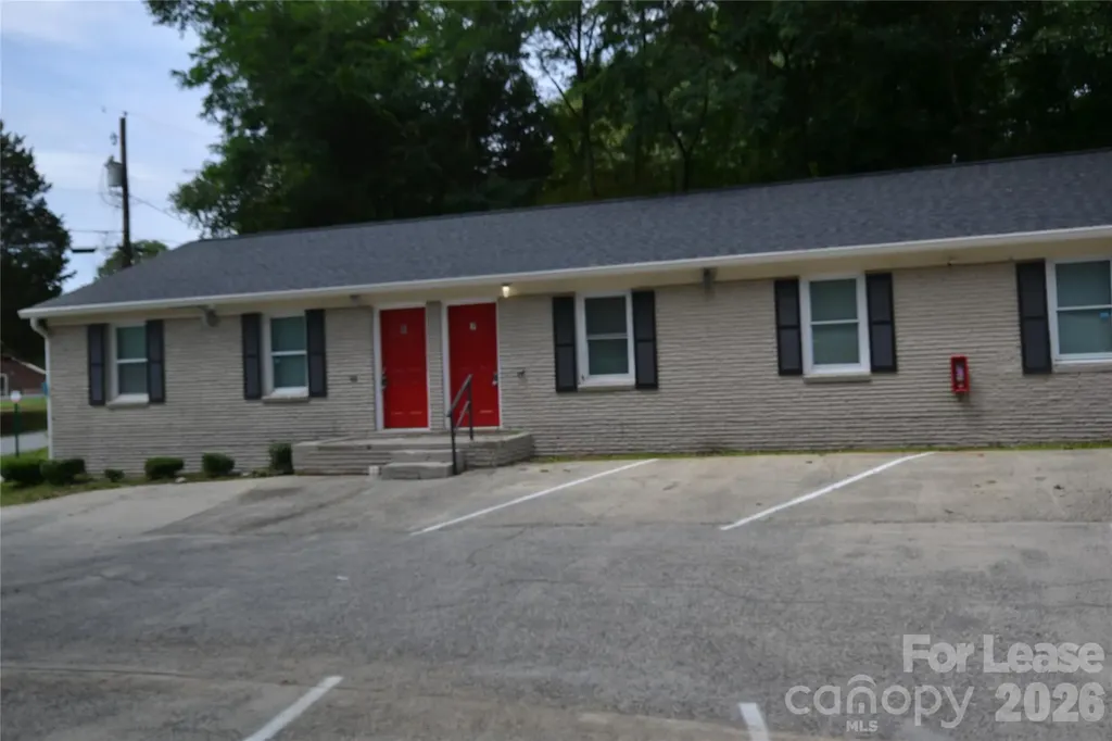 1212 Essex Avenue Gastonia NC 28052