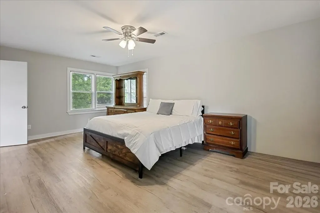 34438 Springdale Drive New London NC 28127