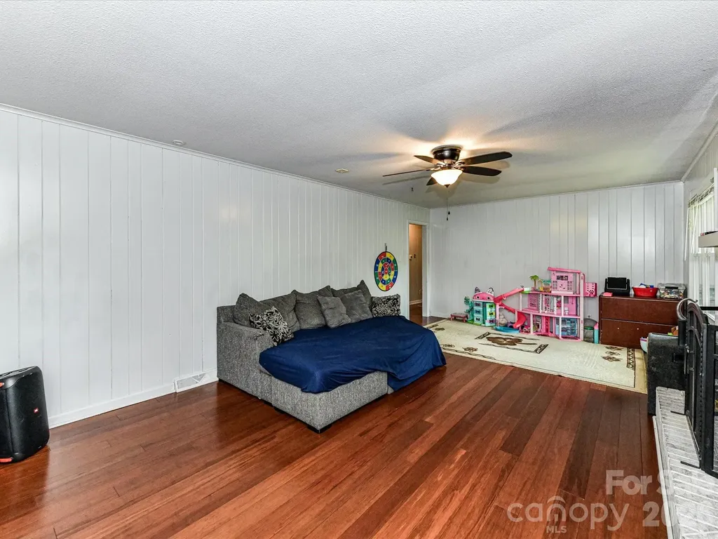 115 Charles Street Spencer NC 28159