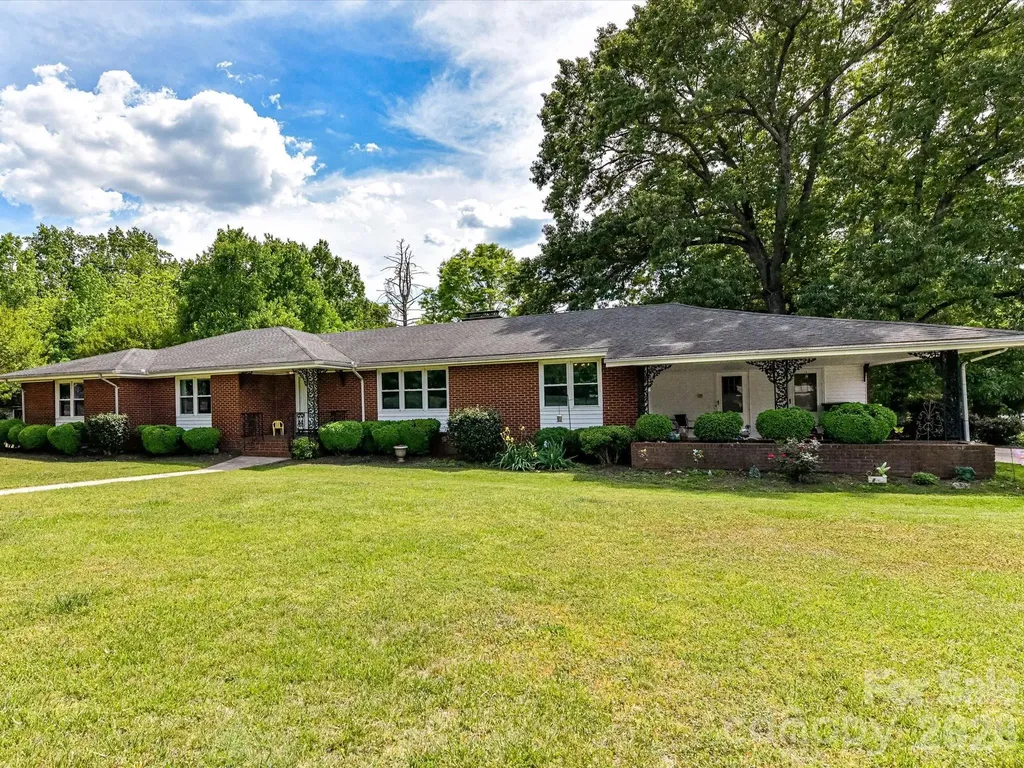 115 Charles Street Spencer NC 28159