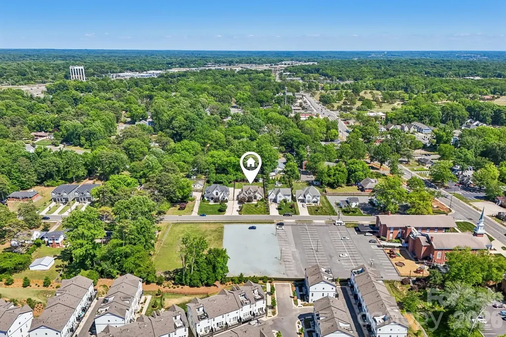 2032 Eaton Road Charlotte NC 28205