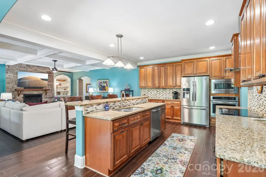 2032 Eaton Road Charlotte NC 28205
