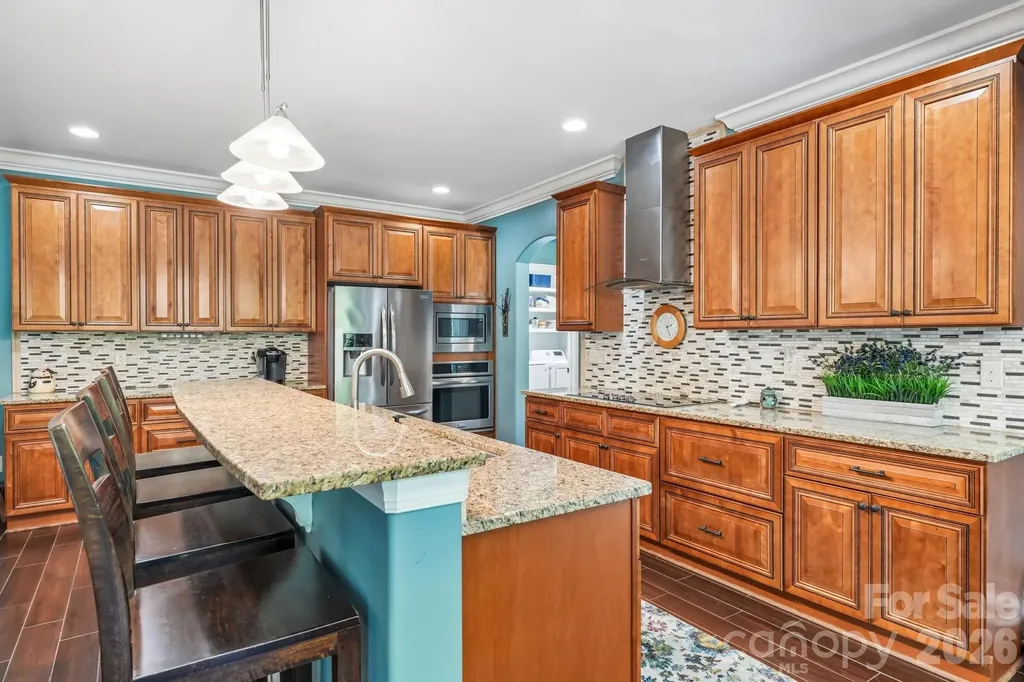 2032 Eaton Road Charlotte NC 28205