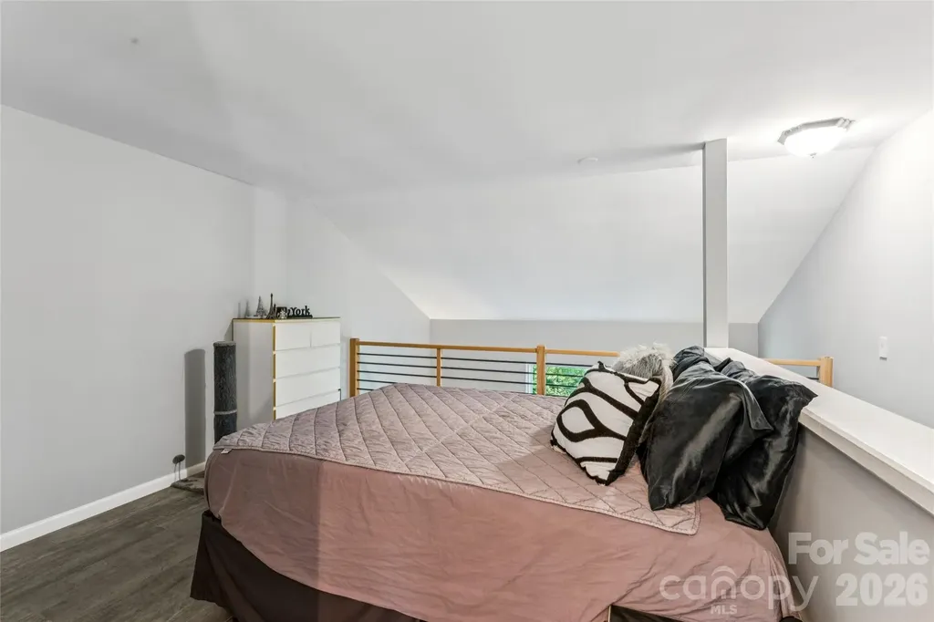 3252 Heathstead Place Charlotte NC 28210